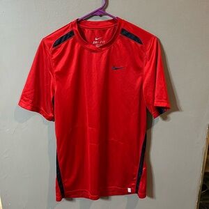Men’s Nike Dri-fit shirt, Size small, Red